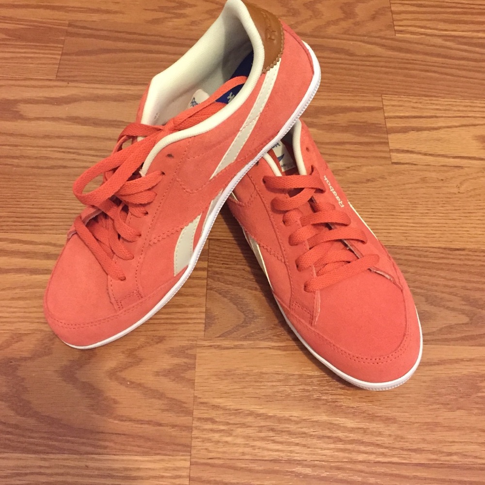 COPY - NWOT Reebok Royal Foam